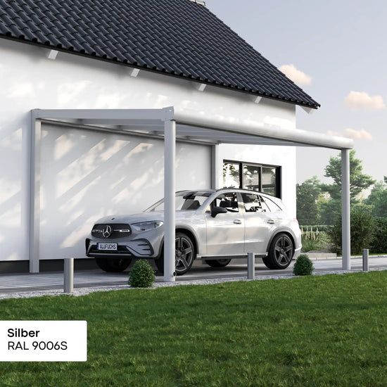 Alufuchs Carport Freistehend im Curved Design aus Aluminium in Silber mit 2 Pfosten am Einfamilienhaus