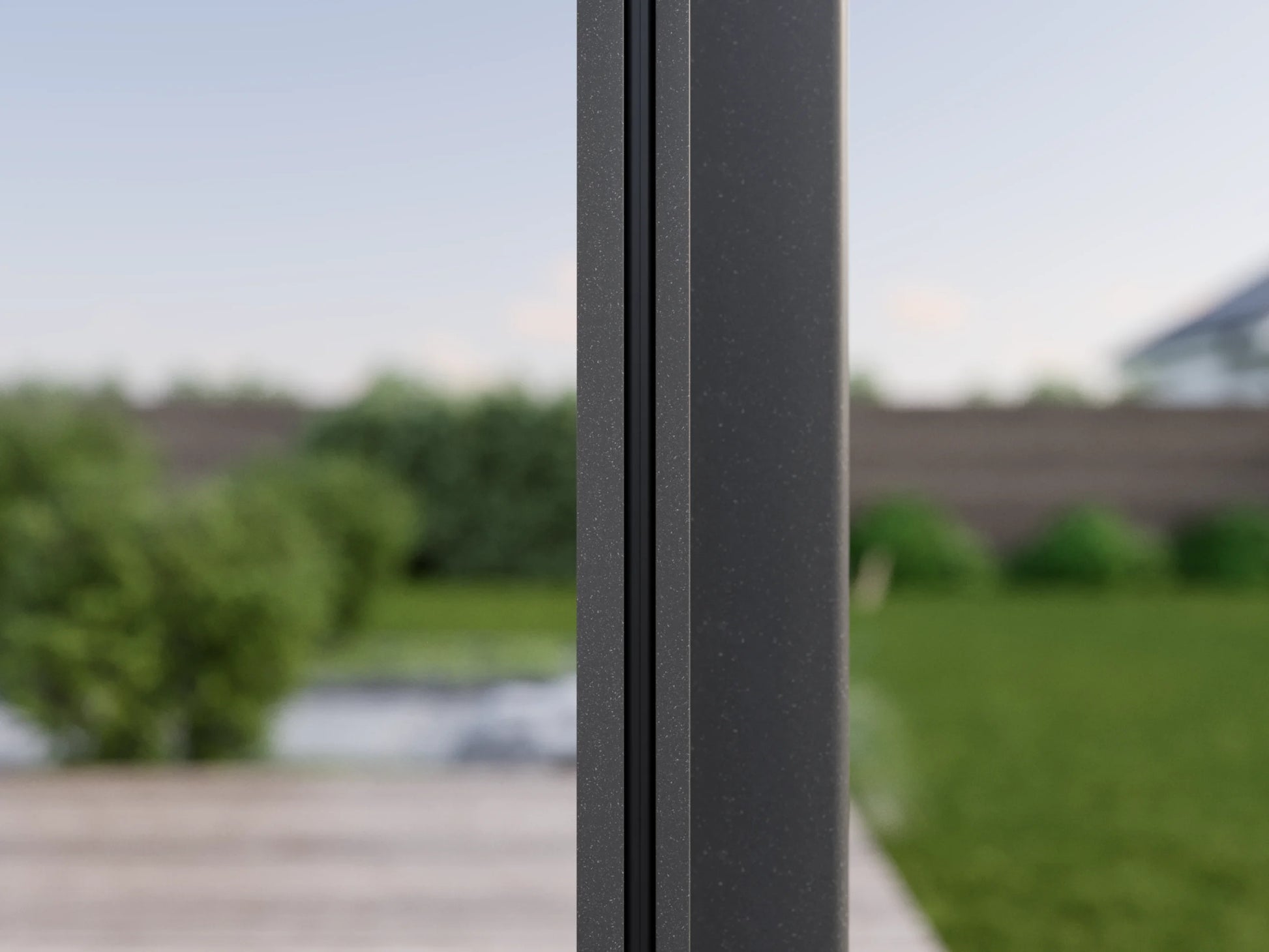 Detailansicht der Führungsschiene der Nova Hüppe Senkrechtmarkise SZ11 an Alufuchs Terrassenüberdachung