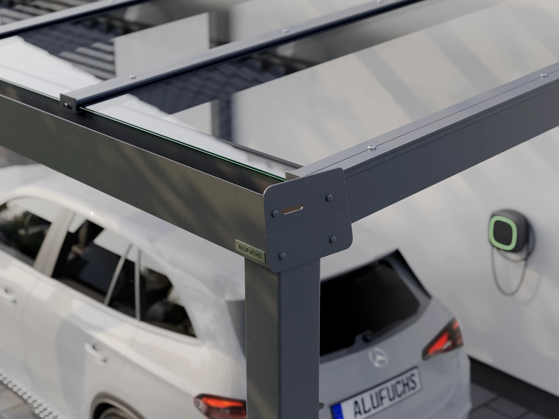 Seitenansicht der Regenrinnen-Seitenkappe eines Alufuchs Carports im Classic Design mit VSG Glas Klar